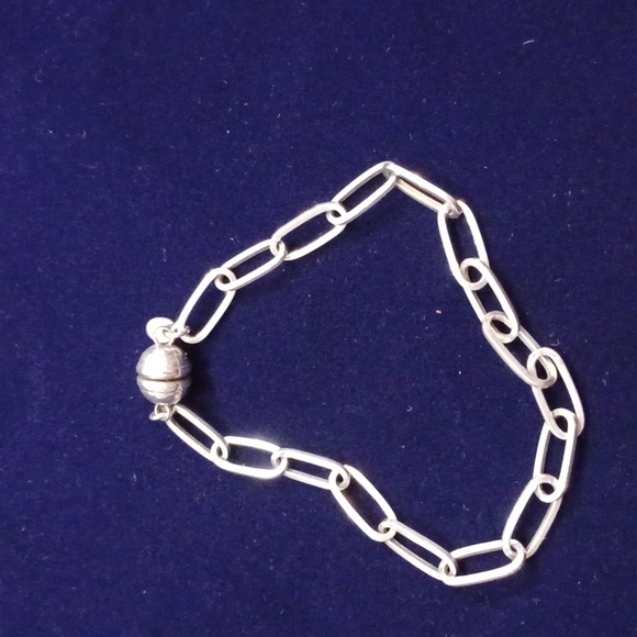 Sterling silver paper clip bracelet - Picture 4 of 4